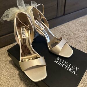 Badgley Mischka Satin Cream Heels